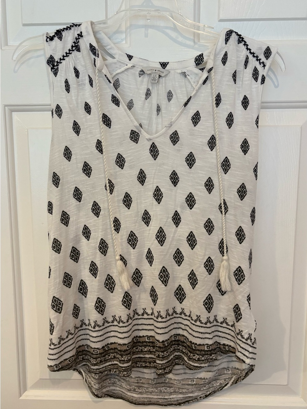 Lucky Brand White Black Geometric Boho Top Women’s Shirt Large Sleeveless